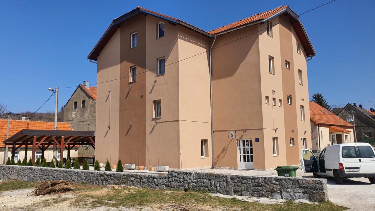 Villa Dijana Gračac Extérieur photo