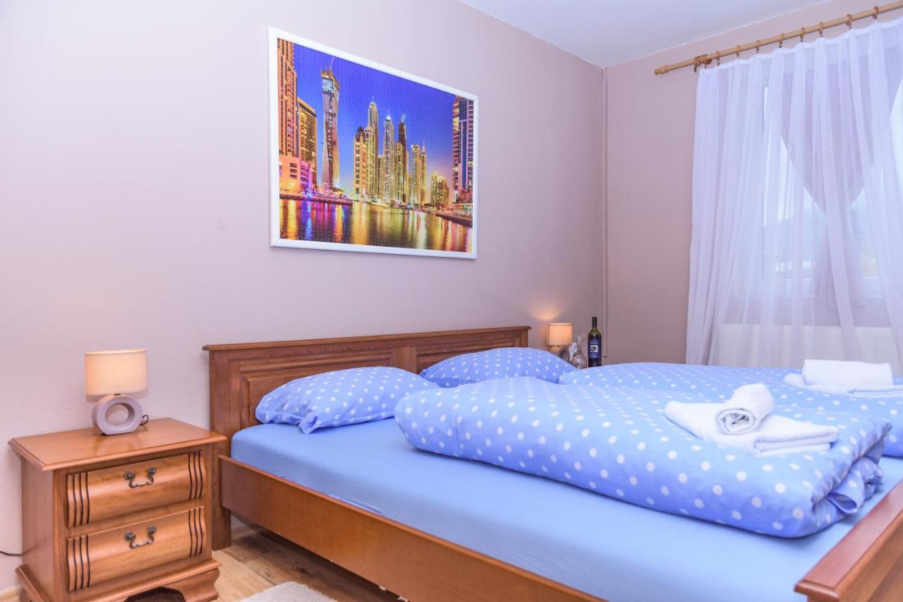 Villa Dijana Gračac Extérieur photo
