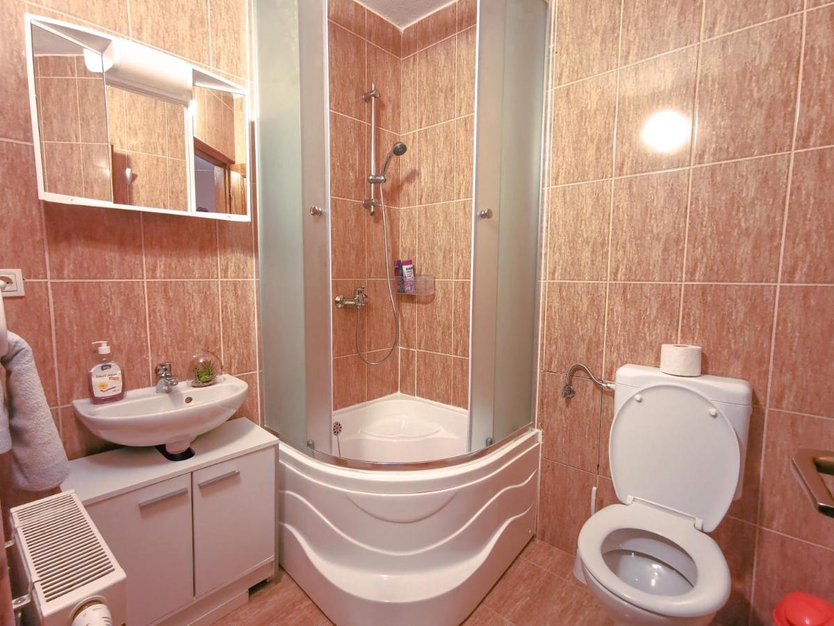 Villa Dijana Gračac Extérieur photo